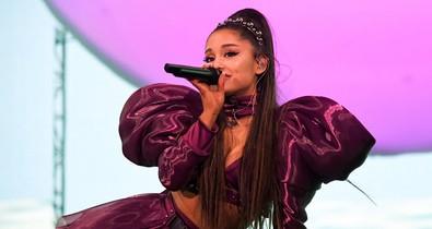 Ariana Grande fülig szerelmes, és erre bizonyítékunk is van