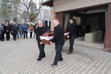 A budakeszi temetőben búcsúztak el Kiss Józseftől /Fotó: Grnák László