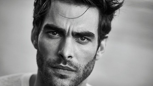 Elképesztően szexi pasi a Douglas új arca