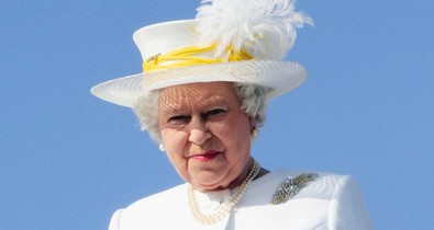 Egyetlen királyi szabály volt, amit Erzsébet királynő is megkerült, a banketteken került rá sor