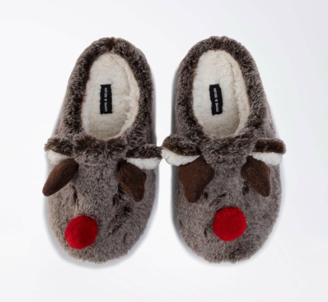 Műszőrme papucs CCC 3290 Ft