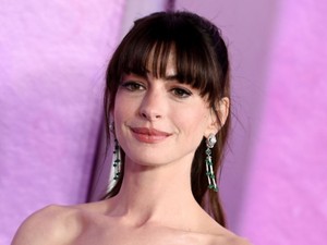 Anna Hathaway arcáról beszél most mindenki: hüledeznek a rajongók a színésznő friss fotóin
