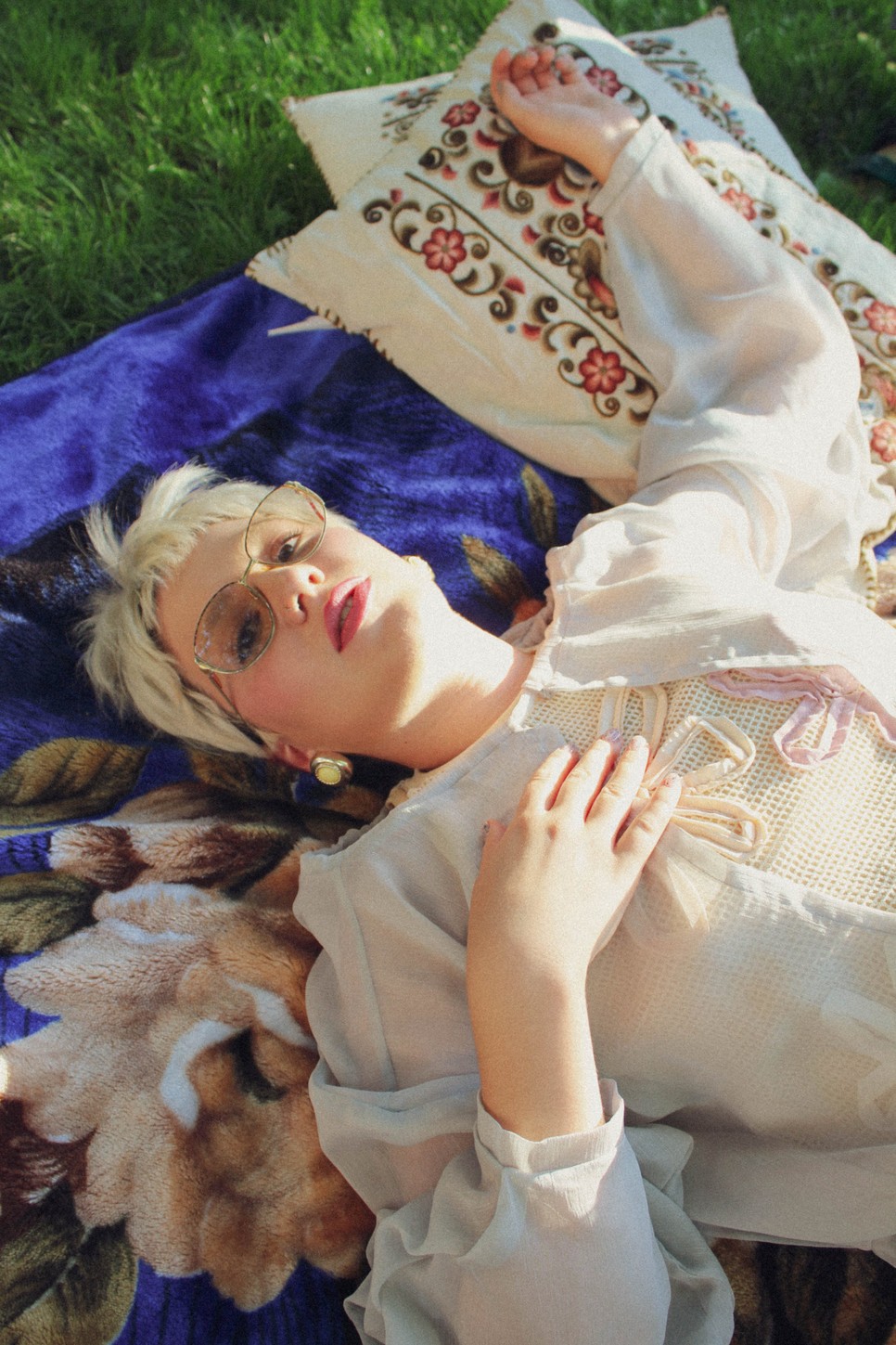 Esc studio - Ismerd meg a táskamárka első ruhakollekcióját