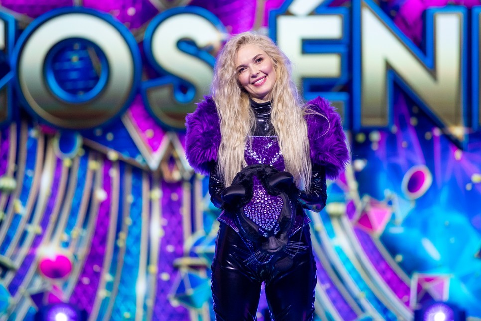 Herceg Erika rejtőzködött az Álarcos Énekes maszkja mögött