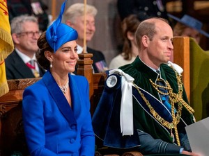 Katalin hercegné nyilvánosan huncutkodott Vilmos herceggel