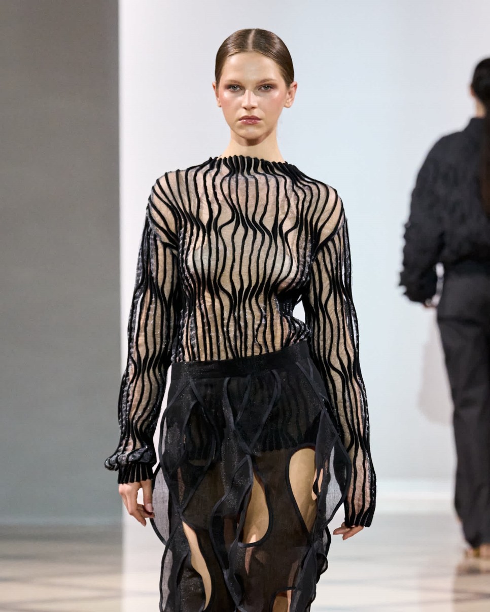 Izgalmas textíliák kellemzik a KATASZEGEDI 2025-2026 őszi-téli kollekcióját