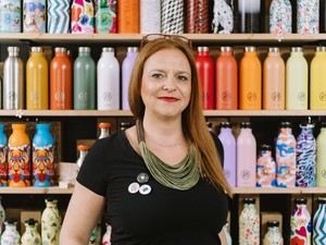 Ezeket a menő dizájnírószereket idén tavasszal mindenképp be kell szerezned az íróasztalodra!