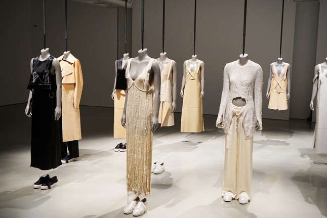 Egy csipetnyi Calvin Klein a délutáni kávé mellé!