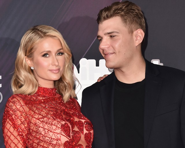 Paris Hilton elmondta, hogy miért szakított pasijával