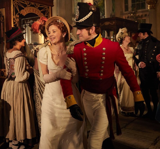 A Vanity Fair című filmben csillogtatta meg először zenei tehetségét. Egy interjúban azt is elárulta, hogy nagyapjának köszönheti mindezt, hiszen ő tanította meg zongorázni, majd amikor meghalt, végrendeletében ráhagyta a zongoráját, így a mai napig rengeteget gyakorol. Ez a Bridgerton család castingján is jól jött neki. 