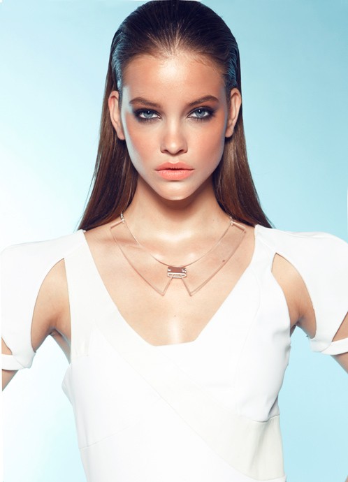 Palvin Barbara 2012-ben - a fotó a GLAMOUR magazin címlapján debütált.