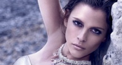 Fórizs Adina - Jól áll neki a metál