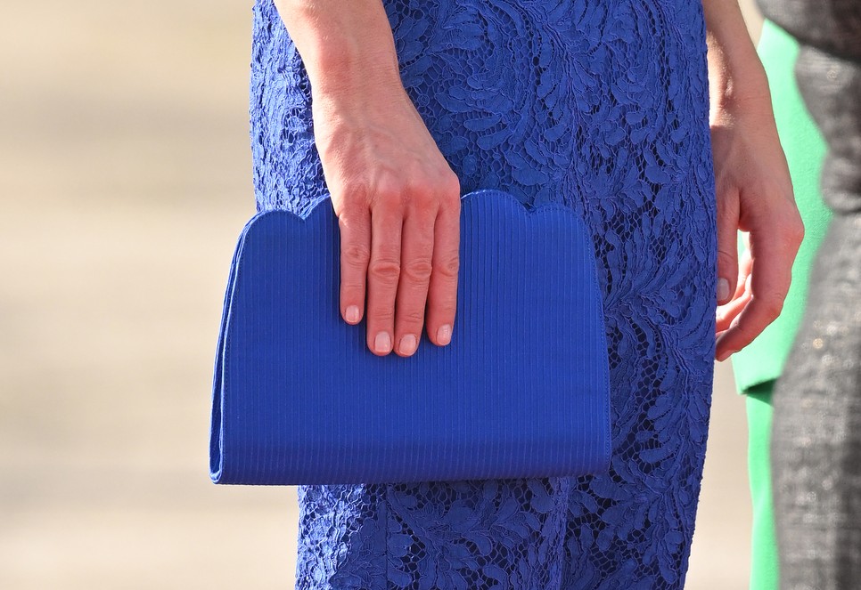 Wow: Katalin hercegné tetőtől talpig csipkébe öltözött és kifinomultabb már nem is lehetne!