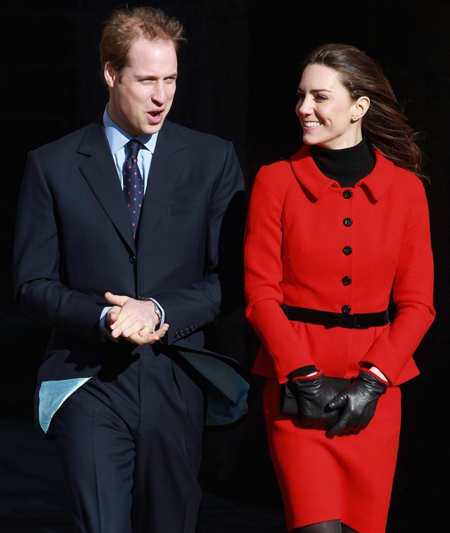 Kate Middleton 2011-ben viselte először