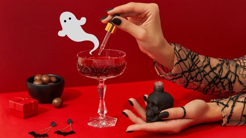 A leghajmeresztőbb halloweeni körmök, ha idén mindenkit leköröznél kreativitásban