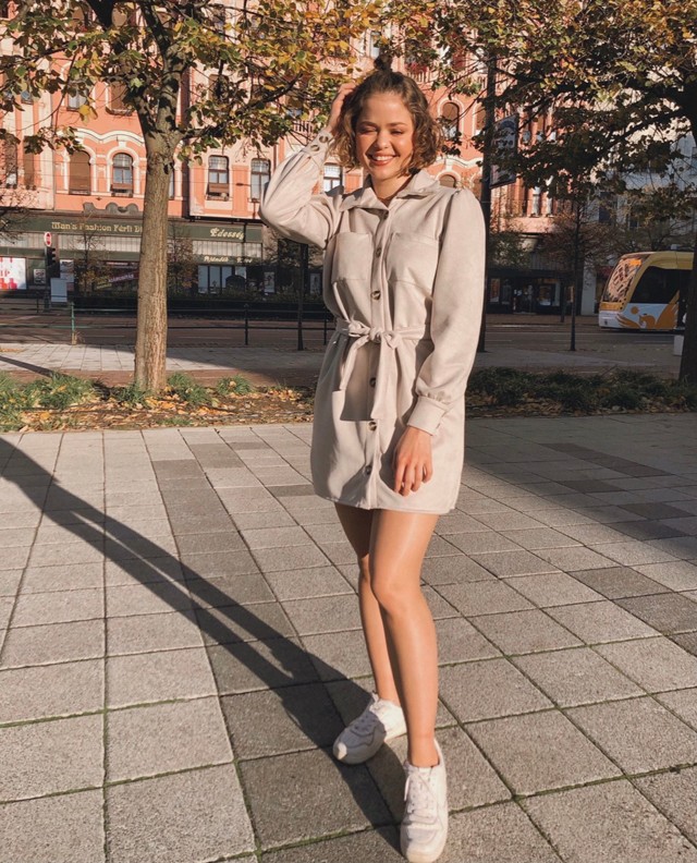 Nagy Bogi megmutatta, melyik az a kedvenc szettje, amit új videoklipjében is viselt