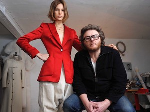 Öngyilkos lett a Balenciaga korábbi divattervezője