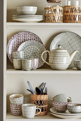 A grandmacore stílus esszenciája a Bonami válogatásában – nosztalgikus hangulat, meleg színek és egyedi darabok, amelyekkel az otthonod igazi lélekkel teli térré válik