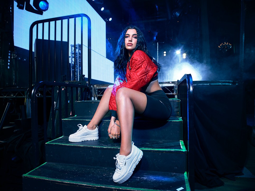 Új sportcipővel ünnepli a nők sikereit a Puma