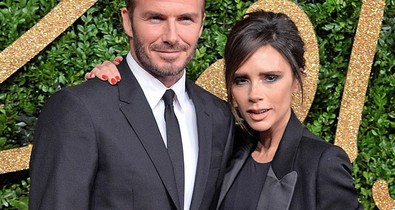 Dobj el mindent: Victoria és David Beckham az utcán romantikázik!