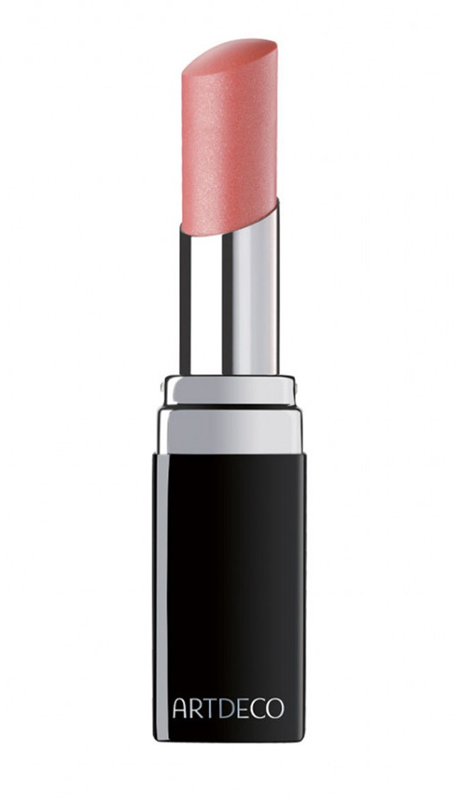 Get the Look: Így készítsd el Hailey Bieber galaxis-inspirálta sminkjét!