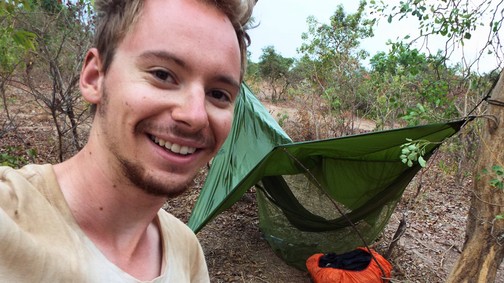 „Az utazásaimból buszsofőrök, kifőzdék és utcai árusok profitálnak” – Németh Dániel hátizsákos világutazóval beszélgettünk