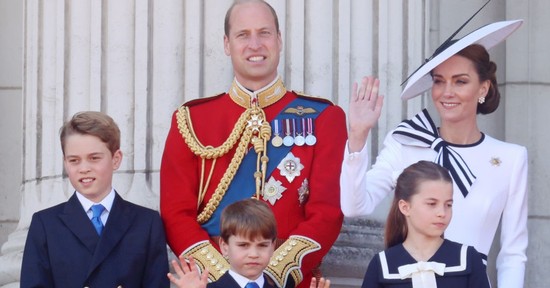 A királyi család dadusa ehhez a szigorú szabályhoz ragaszkodik, Katalin hercegné és Vilmos herceg gyerekei hálásak lesznek érte