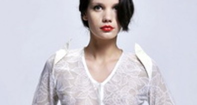 Hátvillantós tavasz Mojzes Dóránál