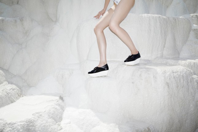 Káldy Júlia izgalmas cipőkollekcióval jelentkezik