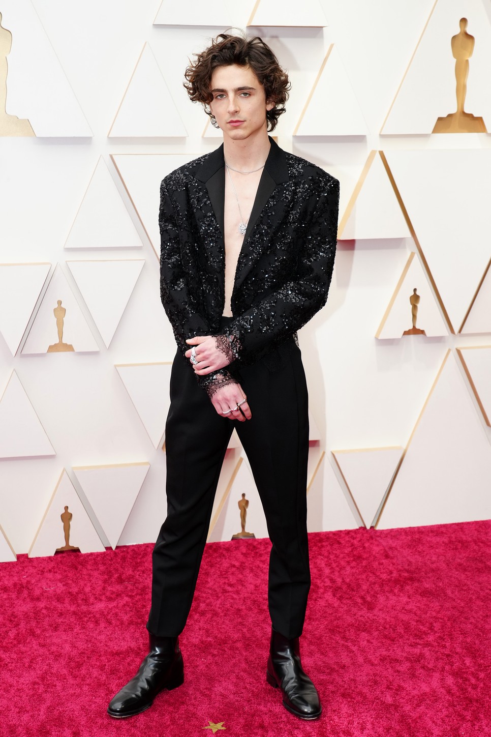 Timothée Chalamet kitette a mellkasát rendesen az Oscar-gálán