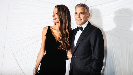 George Clooney és Amal Clooney csak úgy ragyognak egymás mellett: szerelmesebbnek tűnnek, mint valaha