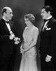 1930, Mary Pickford - A következő évben már biztosan eszébe jutott valakinek, hogy felállítson egy dress code-ot, hiszen kezdetét vette az „elegancia” parádéja, ami aztán jellemezte a gálák többségét. Mary Pickford finoman díszített fodros ruhája a kor jellegzetes megjelenését tükrözte. 