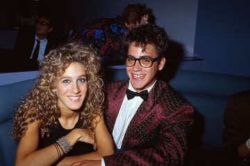 Sarah Jessica Parker és Robert Downey Jr. az 1980-as évek elején ismerkedtek meg, amikor mindketten feltörekvő színészek voltak Hollywoodban.