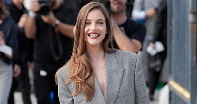 Palvin Barbara a világ legmenőbb helyén pózol, és nem is akárhogyan