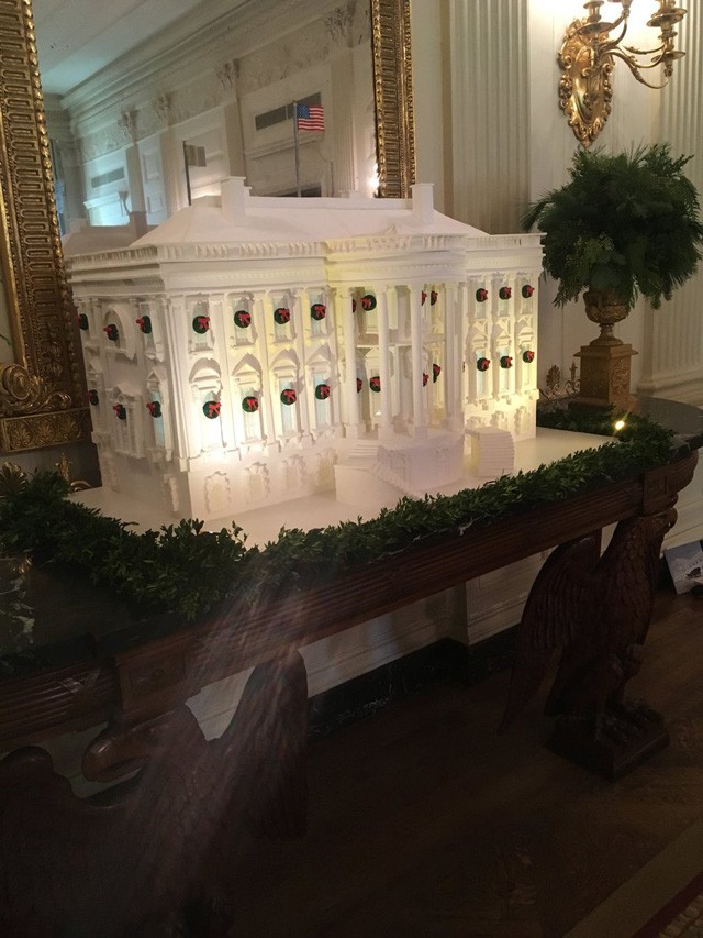 Melania Trump meghitt karácsonyi helyett horror helyszínt kreált a Fehér Házból!