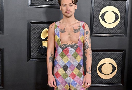 A férfiaknak is joguk van a rózsaszínhez és a finomabb darabokhoz, és ezt be is bizonyítjuk!