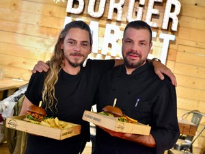 Megkóstoltuk Steiner Kristóf mennyei vegán hamburgerét