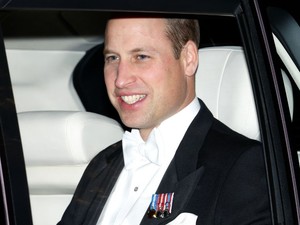 Lebukás: mégis mit keresett Vilmos herceg az exe esküvőjén?