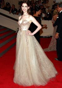 hathaway-200x-d00006D5C2352a3217b1f.jpg