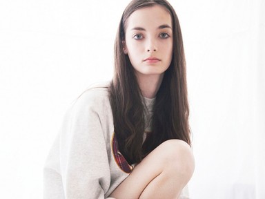 A hétvégére sportos szett a modelltől