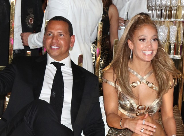 Elképesztő, hogyan lepte meg Jennifer Lopez szerelmét születésnapján