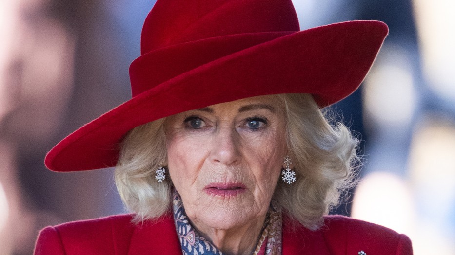 Kamilla királyné hasonló szettet választott, mint pár napja Katalin hercegné