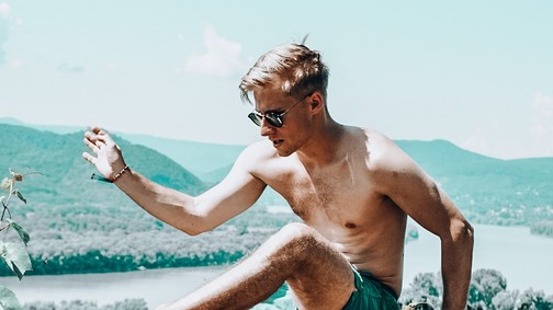 Lenzsér Olivér, youtuber: "Félni sem volt időm a műtét előtt"