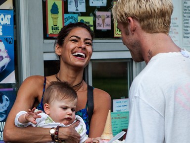 Eva Mendes és Ryan Gosling kislánya disneysztikus nevet kapott!