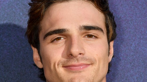 Viszlát Joey King és Zendaya! Most már egy világhírű modellel jár az Eufória sztárja