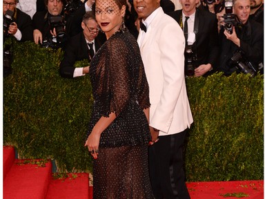 Fantasztikus hír! A gyönyörű énekesnő állítólag ismét babát vár!