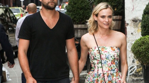 Diane Krüger és Joshua Jackson kissé öregesen, de boldogan