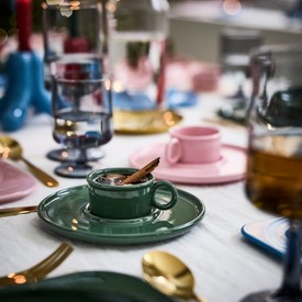 A designer inden darabot úgy tervezett meg, hogy együtt, és önmagukban is jól mutassanak