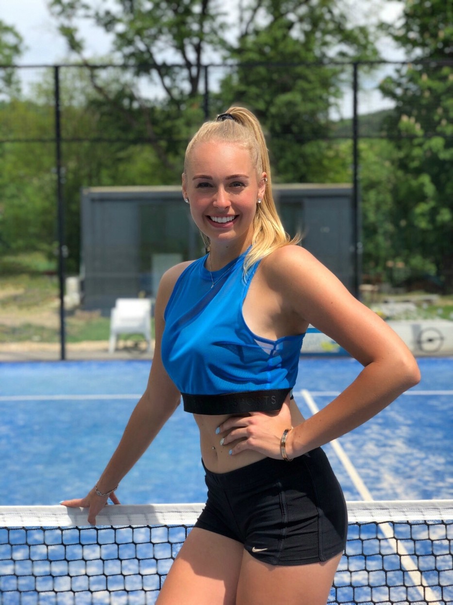 Új edzésformát próbál ki Stollár Fanni teniszező