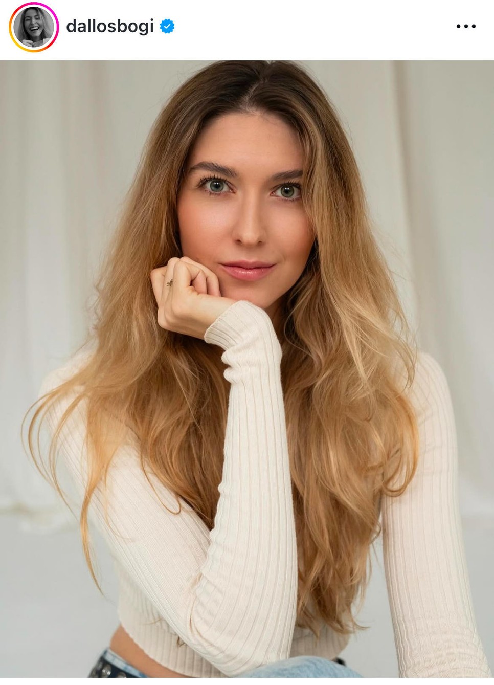 Egyszerű, mégis nagyszerű Puskás-Dallos Bogi fotója